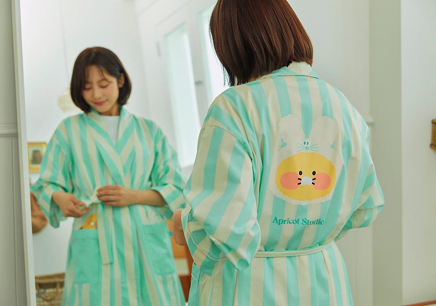 [KAKAO FRIENDS] Apricot Studios X Kakao Robe Choonsik OFFICIAL MD