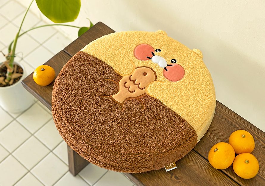 [KAKAO FRIENDS] choonsik's boucle memory foam cushion