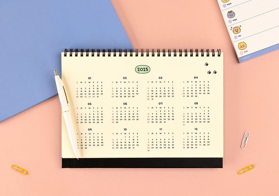 [KAKAO FRIENDS] Chunsik's Ordinary 2025 Basic Table Calendar Blue OFFICIAL MD