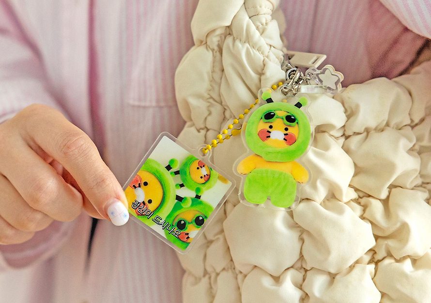 [KAKAO FRIENDS] Choonsik Acrylic keyring OFFICIAL MD