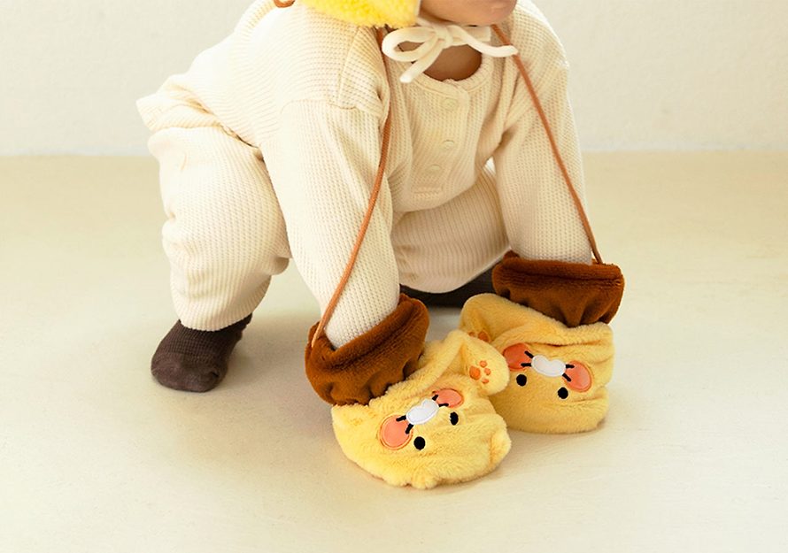 [KAKAO FRIENDS] choonsik's children's winter hat & gloves