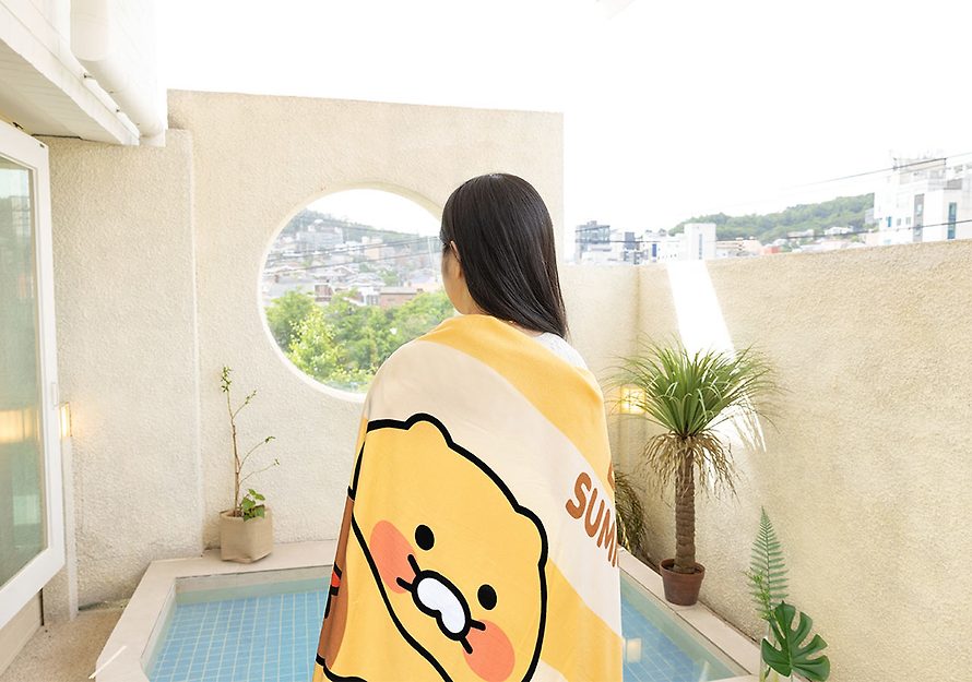 [KAKAO FRIENDS] Beach Towel Choonsik OFFICIAL MD