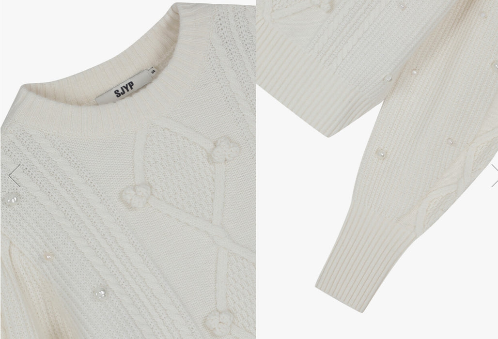 [RED VELVET] - SJYP x YERI Collabo Pearl Detail Pullover Sweater PW2B9KTO209WIV