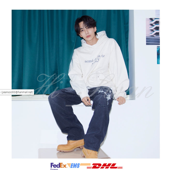 [SEVENTEEN] JEONGHAN DESTROYED WASHING DENIM PANTS  OFFICIAL MD