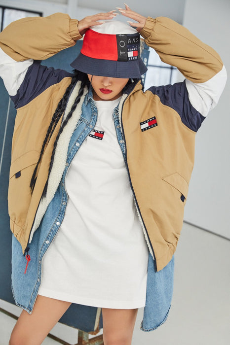 [MAMAMOO]- HWASA X TOMMY JEANS Heritage Logo Play Bucket Hat T32B6AHT11TMT10GY